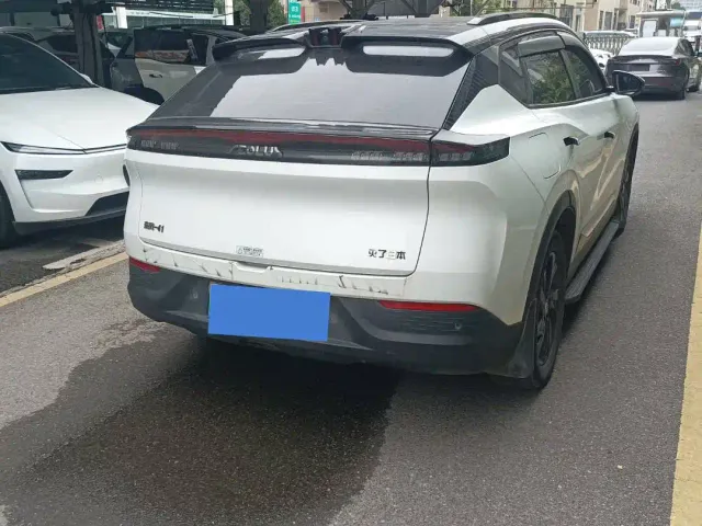Dongfeng Fengshen L7 — Фото автомобиля 12
