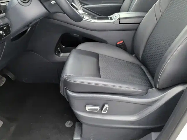 GAC Trumpchi M8 — Фото автомобиля 20