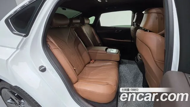 Genesis G80 Бензин 3.5 турбо AWD — Фото автомобиля 29