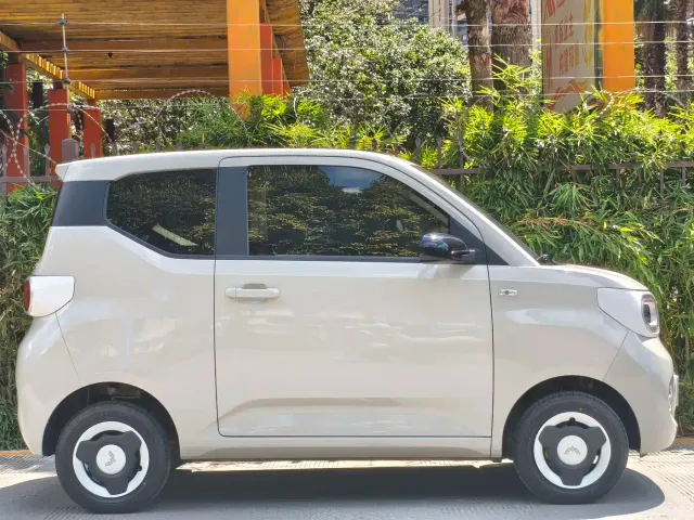Wuling Motors Hongguang MINIEV 2024 3rd Generation 215km Youth Edition — Фото автомобиля 4