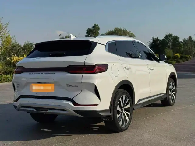 BYD Song PLUS — Фото автомобиля 7