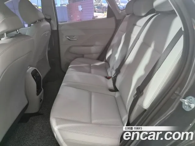 Hyundai Kona — Фото автомобиля 10