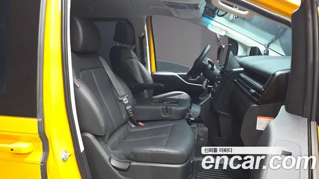 Hyundai Staria — Фото автомобиля 16