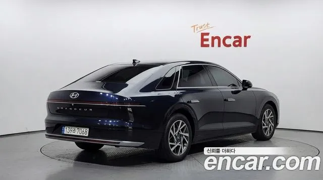 Hyundai Grandeur GN7 — Фото автомобиля 2