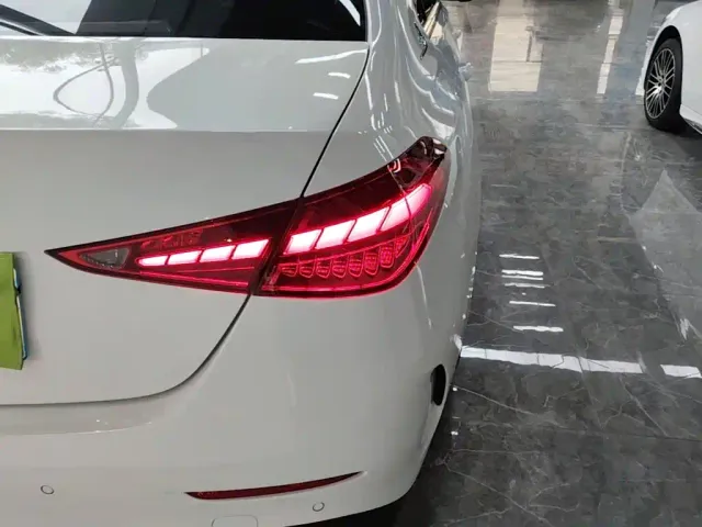 Mercedes-Benz C-Class — Фото автомобиля 7