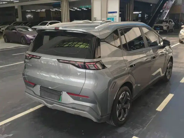 GAC Aion Y — Фото автомобиля 6
