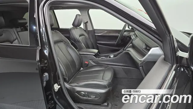 Jeep Cherokee WL — Фото автомобиля 25