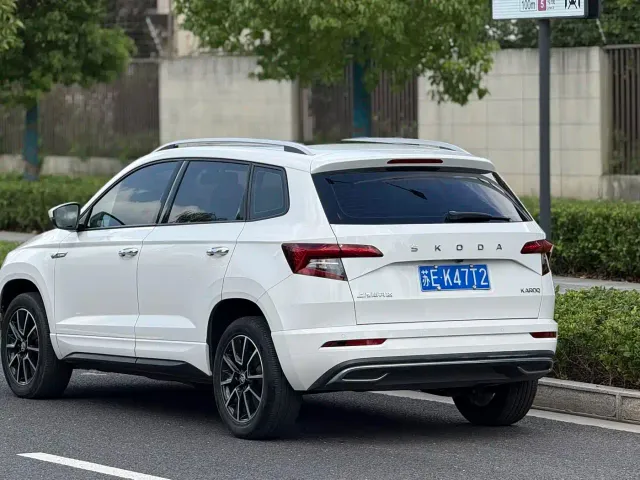 Skoda Karoq — Фото автомобиля 4