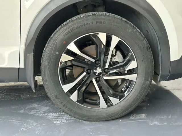 Peugeot 2008 — Фото автомобиля 13