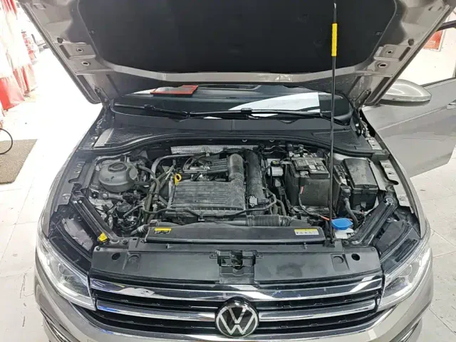 Volkswagen Bora — Фото автомобиля 19