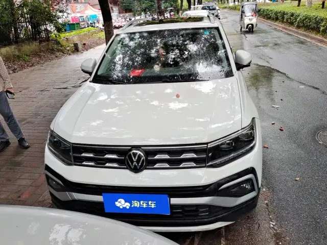 Volkswagen T-Cross — Фото автомобиля 2