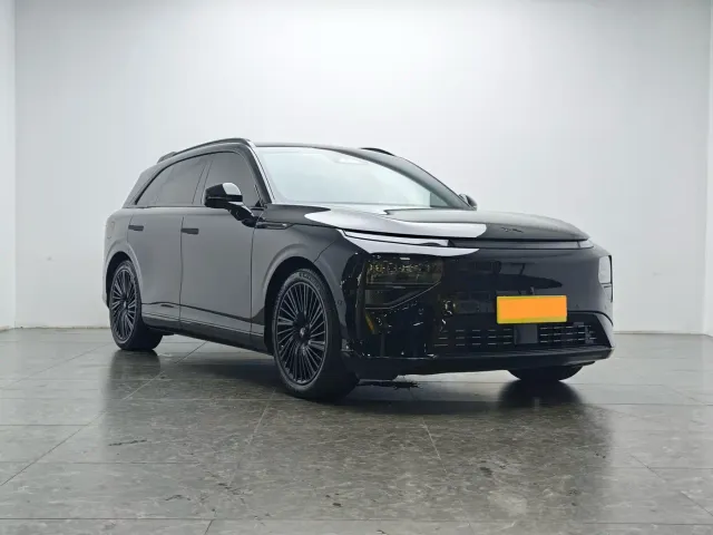 Xpeng G9 — Фото автомобиля 2
