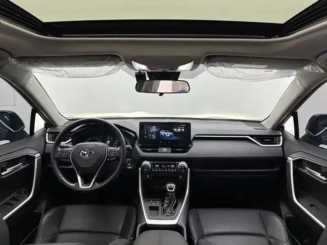 Toyota Wildlander — Фото автомобиля 9