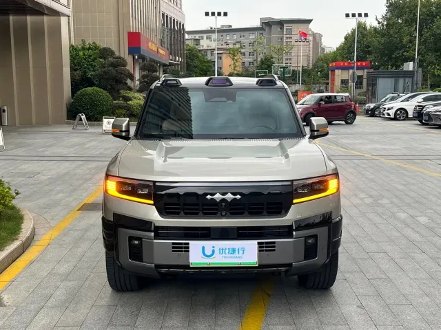 BYD FangChengBao Leopard 8 — Фото автомобиля 2
