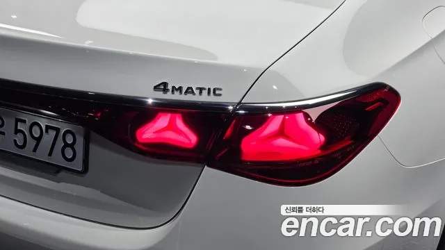 Mercedes-Benz E-Class E-класс W214 E300 4MATIC Exclusive — Фото автомобиля 22