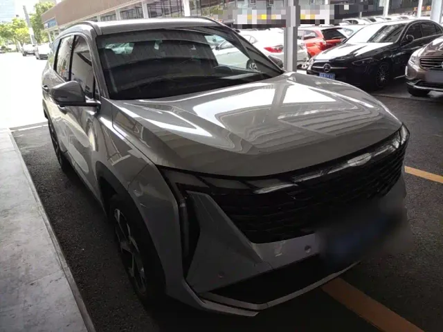 Geely Boyue L — Фото автомобиля 3