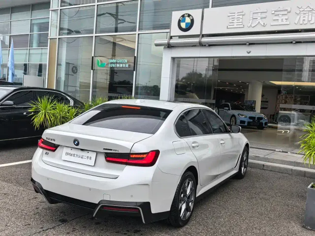 BMW i3 — Фото автомобиля 18