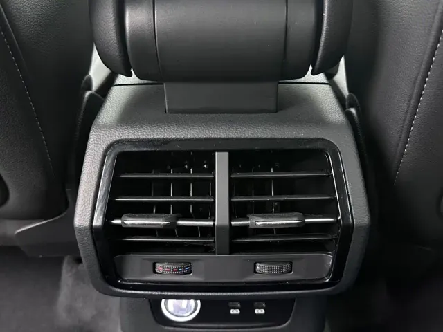 Audi Q3 — Фото автомобиля 14