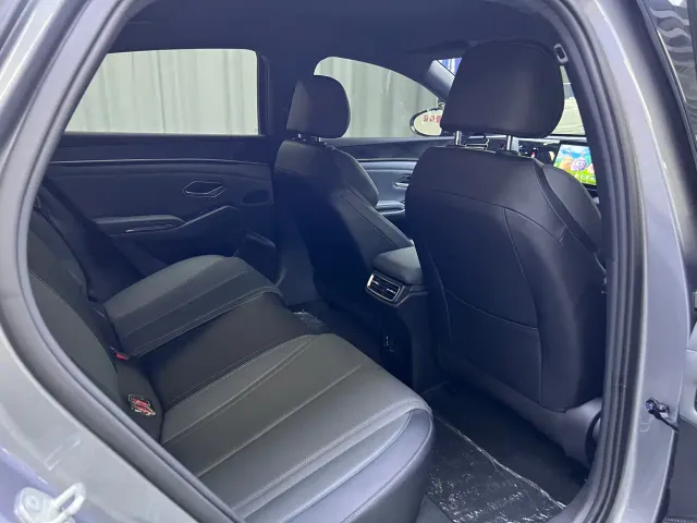 BYD Qin L — Фото автомобиля 16