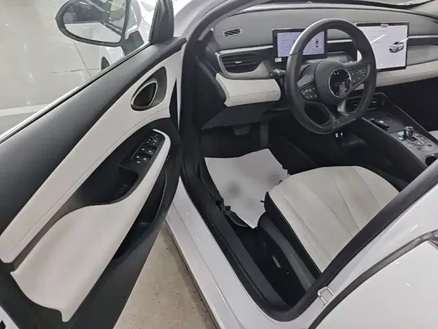 BYD Seal 05 DM-i — Фото автомобиля 15