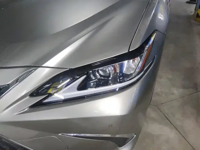 Lexus ES — Фото автомобиля 5