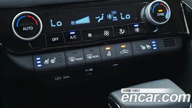 Hyundai Avante CN7 — Фото автомобиля 24
