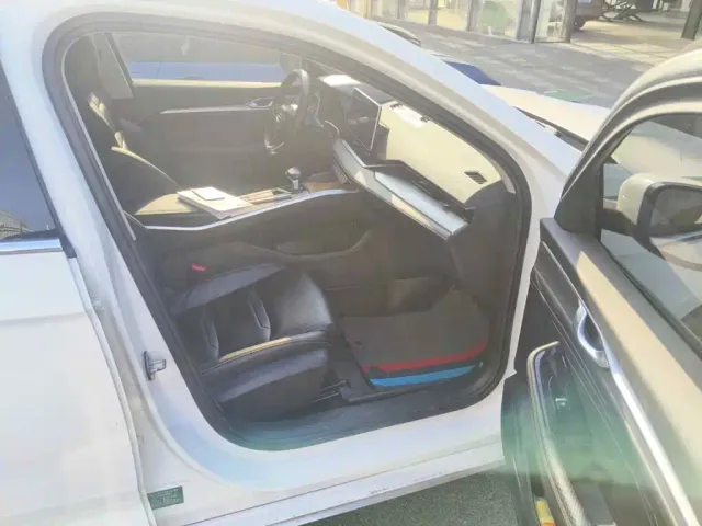Geely Xingrui — Фото автомобиля 10
