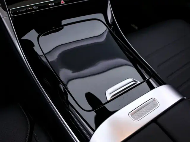 Mercedes-Benz C-Class — Фото автомобиля 10