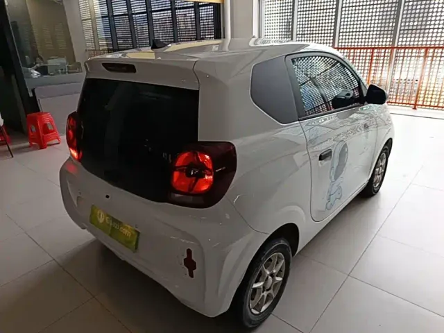 Roewe Clever — Фото автомобиля 6