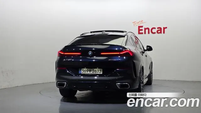 BMW X6 xDrive40i M Sport — Фото автомобиля 4
