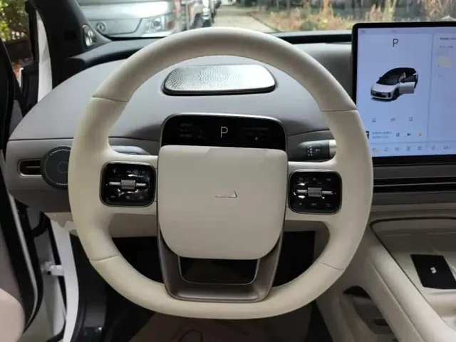Li Auto i6 — Фото автомобиля 10