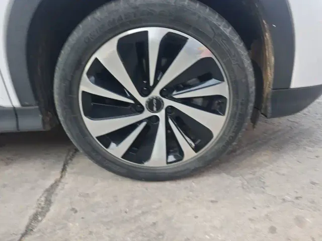 BYD Song PLUS — Фото автомобиля 25