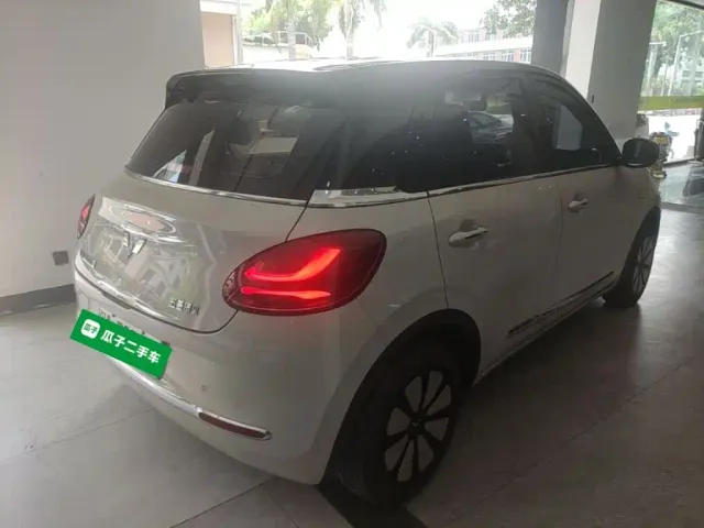 Wuling Bingo — Фото автомобиля 6