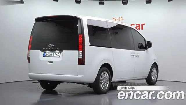 Hyundai Staria — Фото автомобиля 2
