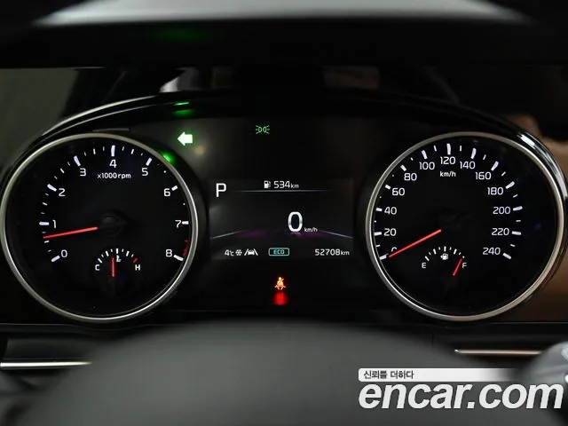 Kia Carnival Generation 4 — Фото автомобиля 18