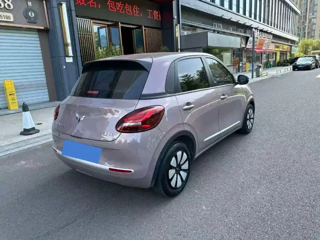 Wuling Bingo — Фото автомобиля 5
