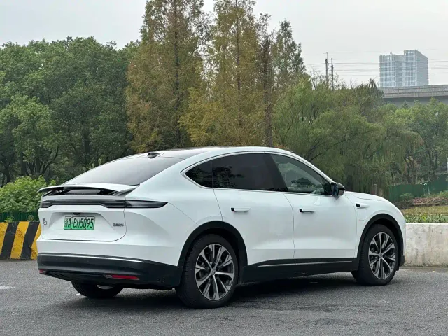 Nio EC7 — Фото автомобиля 7
