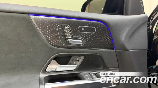 Mercedes-Benz EQB X243 — Фото автомобиля 20