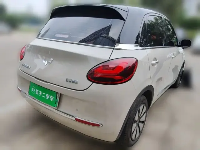 Wuling Motors Wuling Bingo 2023 Model 333km Joy+ Version — Фото автомобиля 4