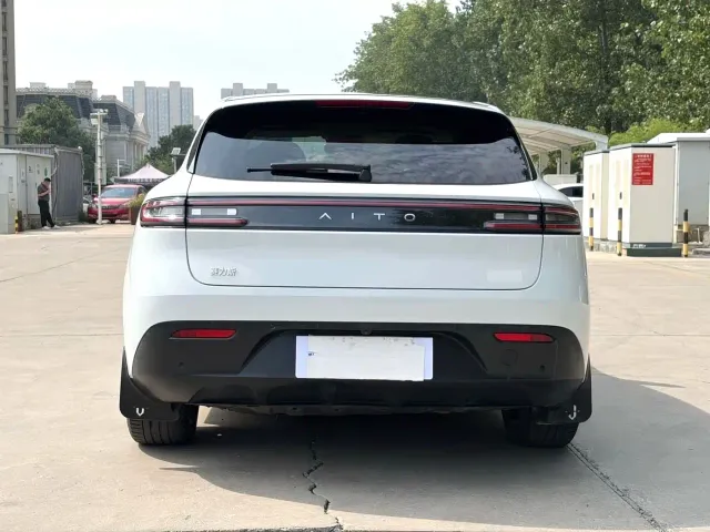 Aito M5 — Фото автомобиля 4