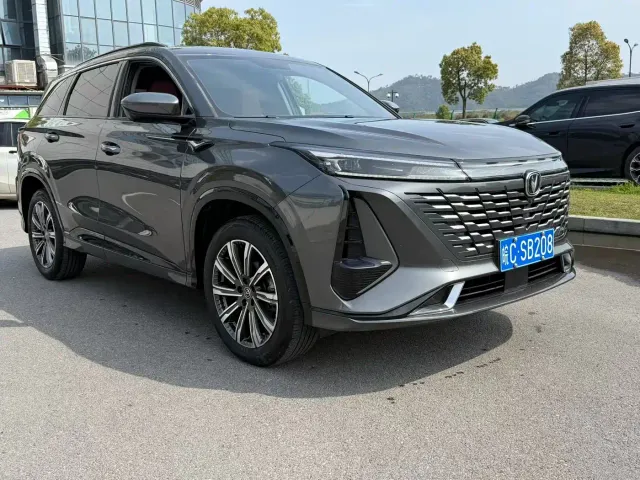 Changan CS75 Plus — Фото автомобиля 3