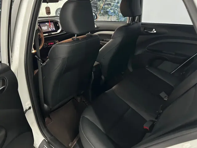 Kia KX1 — Фото автомобиля 5