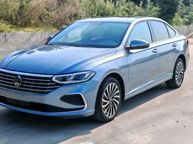 Фотография автомобиля — Volkswagen Lavida