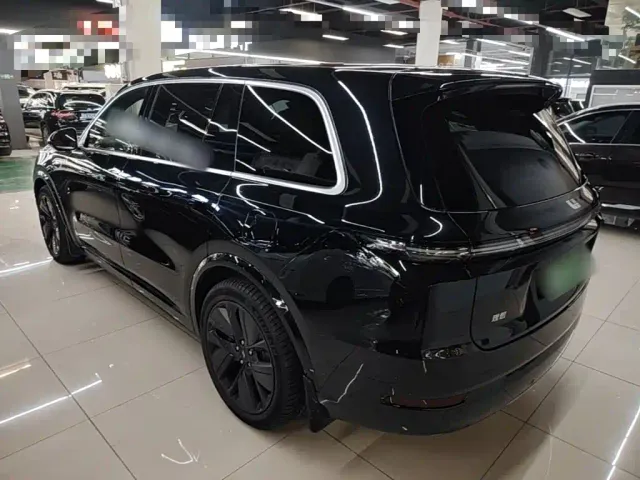 Li Auto L9 — Фото автомобиля 4