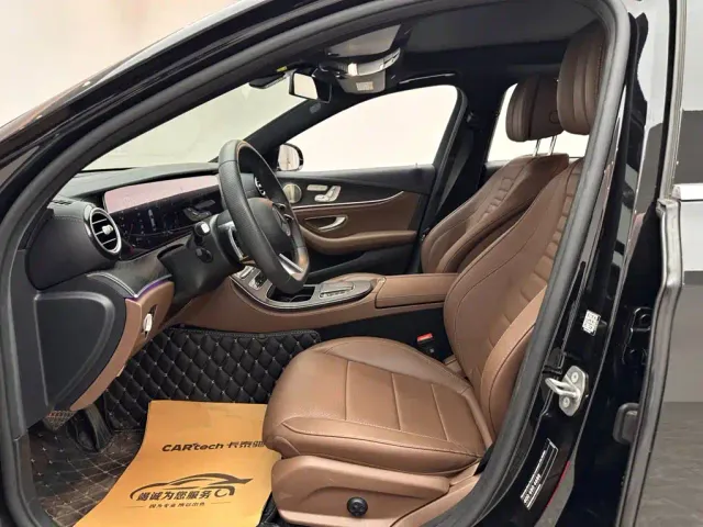 Mercedes-Benz E-Class — Фото автомобиля 8
