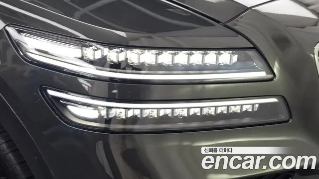 Genesis GV80 2.5T Бензин AWD — Фото автомобиля 17
