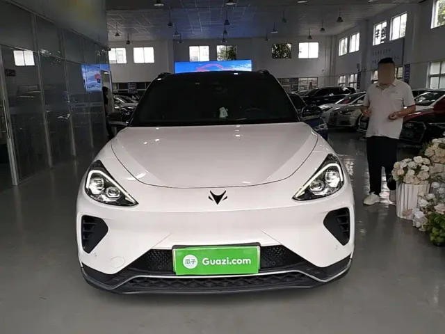 Arcfox Alpha T — Фото автомобиля 2