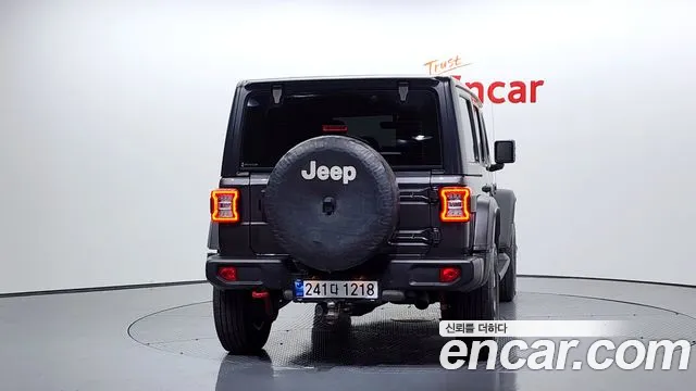 Jeep Wrangler JL — Фото автомобиля 4