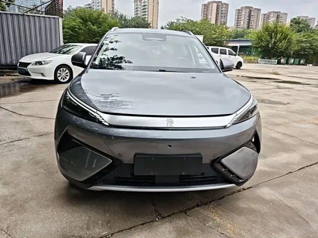 BYD Yuan PLUS — Фото автомобиля 2