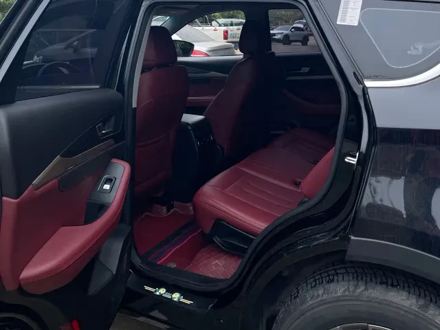 Jetour X70 — Фото автомобиля 10